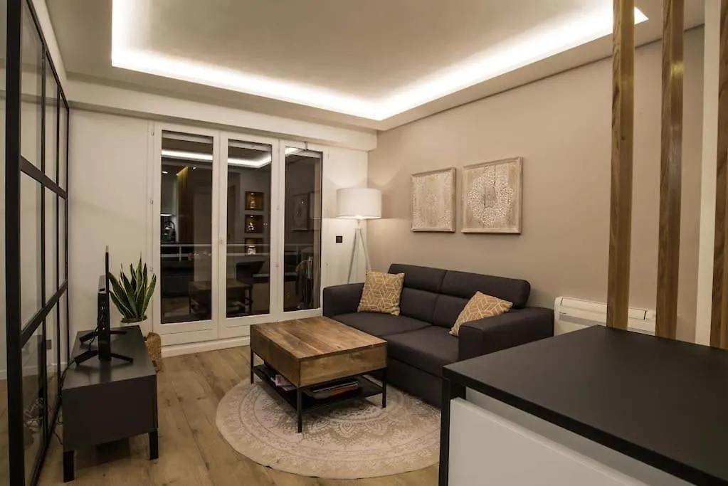 Appartement Contemporain, Balcon Avec Apercu Mer Sainte-Maxime 0*,